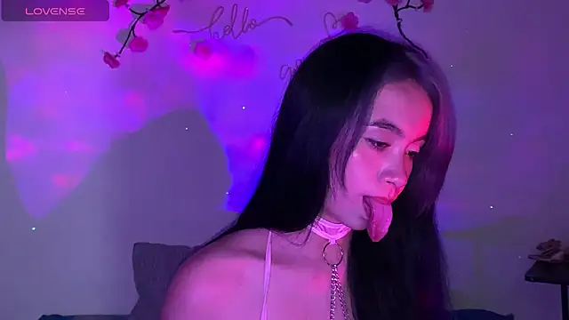 sweet molly420 online show from May 15, 11:18 pm