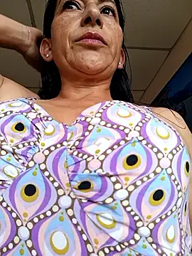 Lucia Rios online show from June 15, 8:09 pm