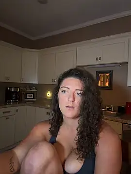 gslizzy online show from July 14, 10:21 am
