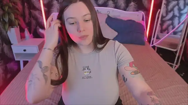 SauvageBirdy online show from March 8, 8:46 pm