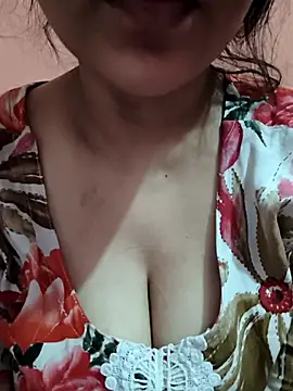 MUSKAN 786786- online show from March 16, 5:44 am