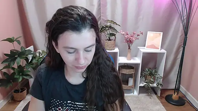 MistyBree online show from May 3, 8:07 am