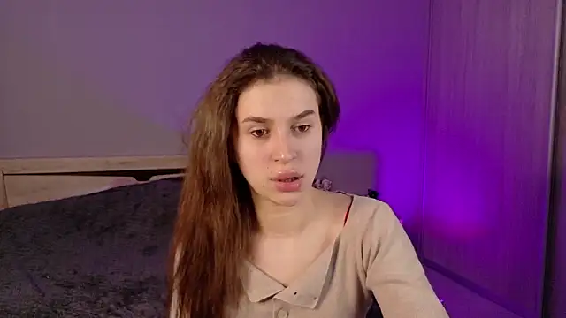  HotBella  online show from March 11, 4:09 pm