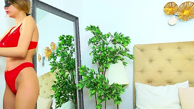 RaysaDrake online show from March 16, 5:10 am