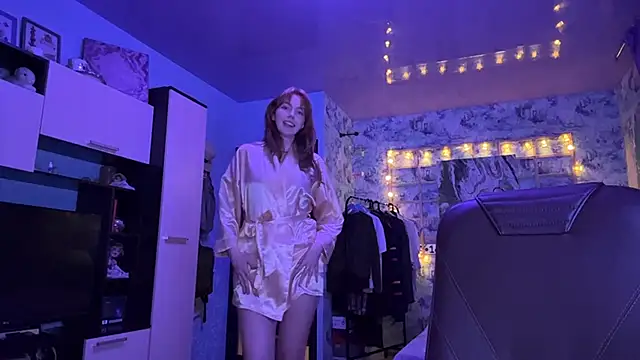 lunalixy online show from March 7, 12:23 pm