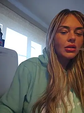 CarmenCapricorn online show from March 12, 5:15 pm