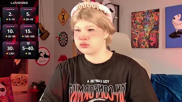 LilithNlsn online show from June 9, 12:59 pm