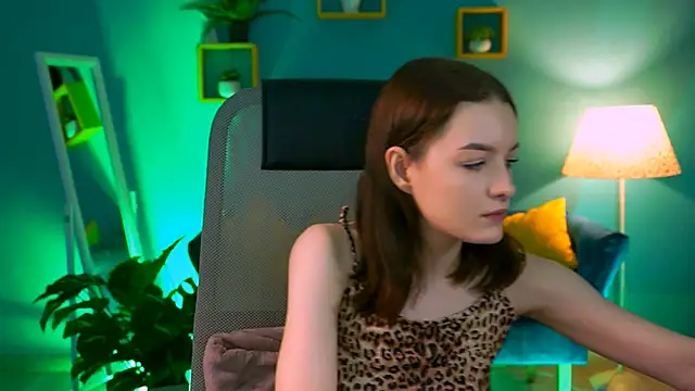 KellieBanshe online show from March 13, 4:03 am