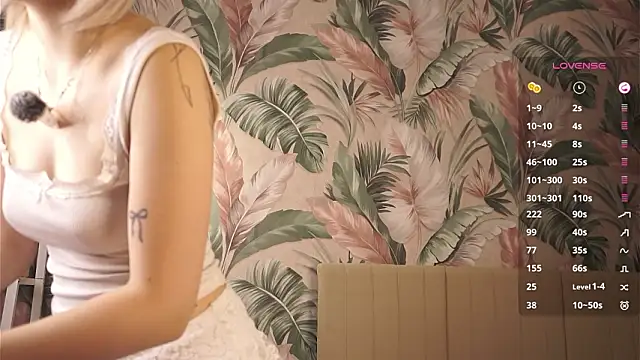 MarjoryHowlingwolf online show from March 16, 4:33 pm