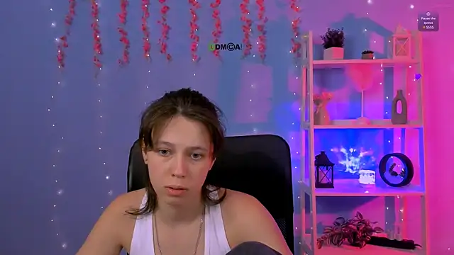 aria wild  online show from July 22, 2:12 am