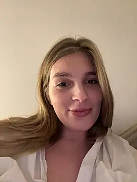 Renesme 28 online show from March 16, 10:03 pm