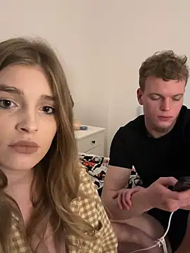 Renesme 28 online show from March 7, 11:12 pm