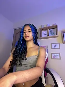 Franchezcaa  online show from July 17, 5:49 pm