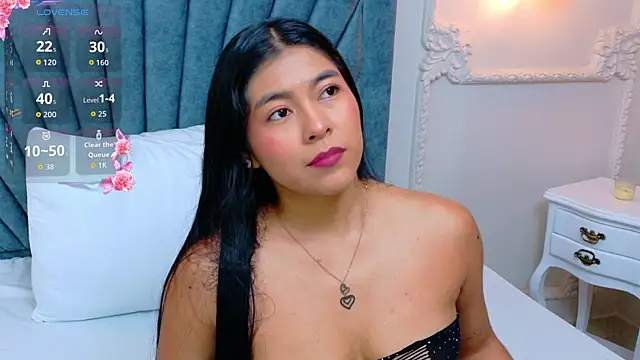 Leandra-Johnson online show from July 27, 1:19 pm