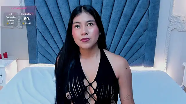 Leandra-Johnson online show from May 4, 1:48 pm