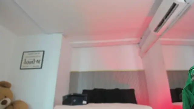ashvalentine  online show from July 17, 7:39 pm