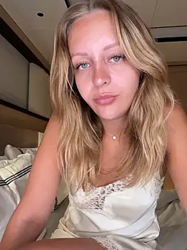 agatheeex online show from July 10, 7:36 pm