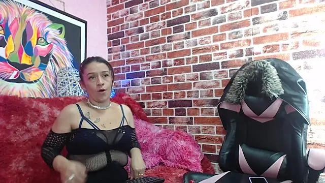 Denise Diaz online show from April 23, 4:09 am