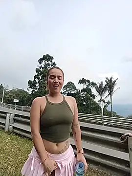 isabella ferrer99 online show from July 8, 8:33 pm