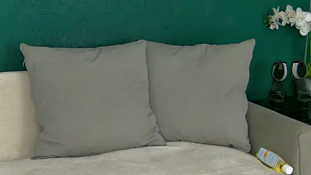 SkinnyNatty online show from July 29, 3:50 am