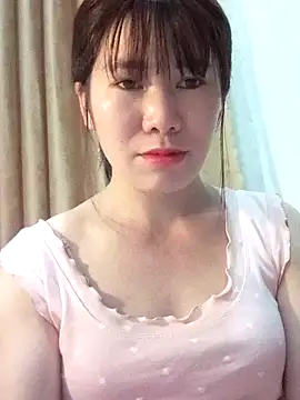 Bondgirl 9 online show from March 15, 8:00 pm