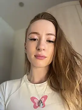 Little Candy 18 online show from June 29, 5:47 am