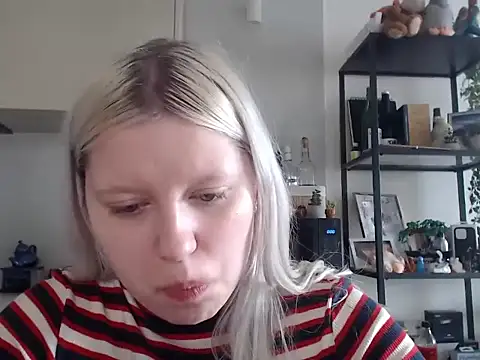 LenaSecret19 online show from May 7, 7:23 am