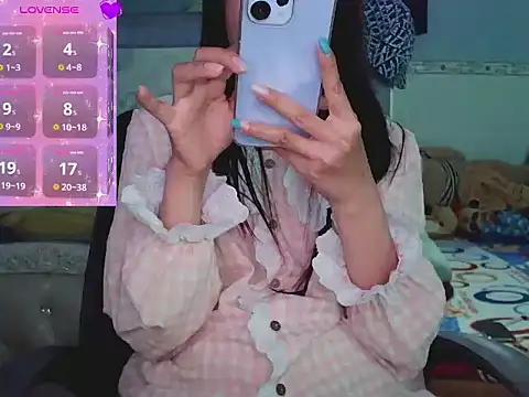 ZinaZz online show from March 9, 5:32 am