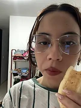 Nicole Cute04 online show from July 21, 3:51 am