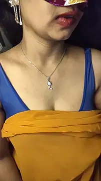 Mallugirlforu online show from July 14, 6:23 pm