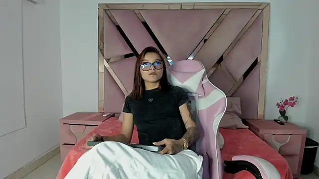 Angell cherryht online show from June 26, 8:43 pm