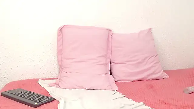 sexxylatinx1 online show from July 28, 8:52 pm