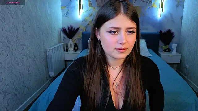 Crystal-Lace online show from March 13, 1:40 am