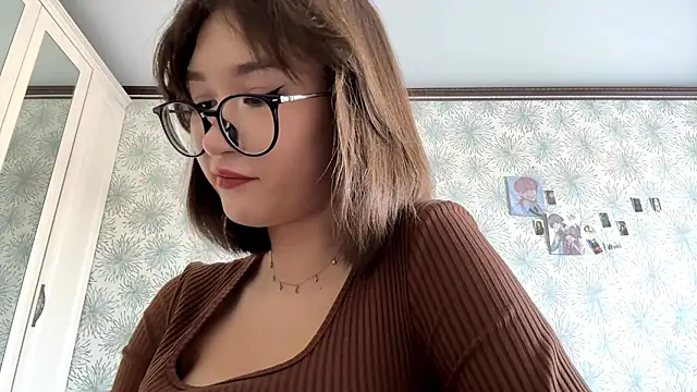 Bella Voraesynd online show from March 12, 12:41 pm