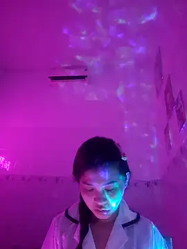 TracyKimlove2001 online show from March 20, 5:07 pm