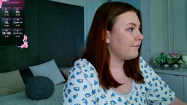 Mia Pearl online show from March 18, 9:36 am