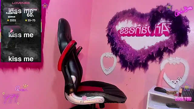 Cloe White  online show from March 10, 12:20 pm