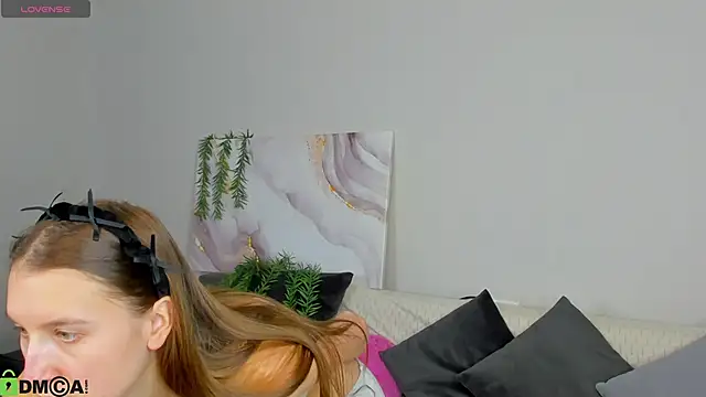 Xenia paradise online show from May 2, 12:47 am