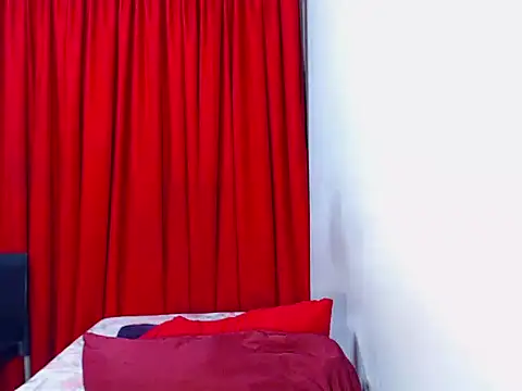 DarkDivva18 online show from July 26, 4:48 pm