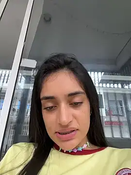 leilani X online show from June 1, 1:35 pm