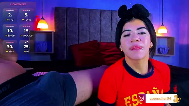Zoe Axel1 online show from June 15, 7:58 pm