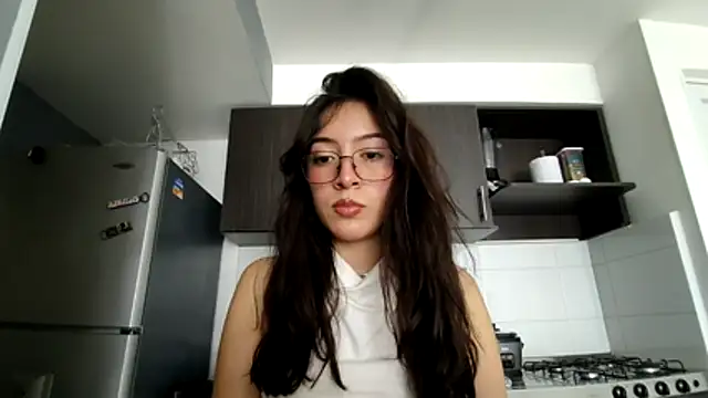 MiiaCullens online show from July 7, 4:32 pm