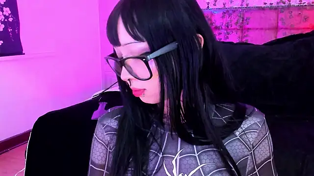 Vickmoon online show from June 25, 8:32 pm