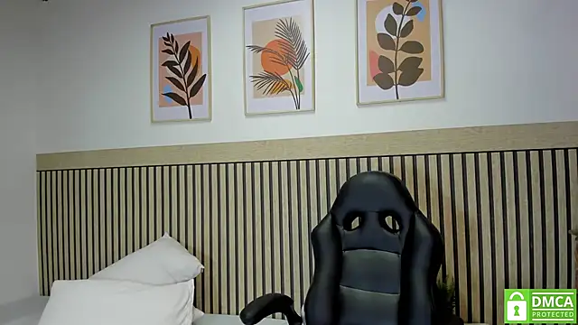 AbbyDixon   online show from March 16, 8:46 pm