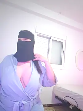 om tiz online show from March 8, 7:18 pm