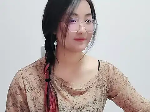 kitty-mm online show from March 12, 5:32 am