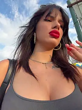 RaniaSnow online show from July 16, 4:06 am