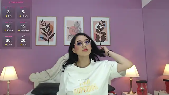 YayaQueen online show from April 29, 12:52 pm