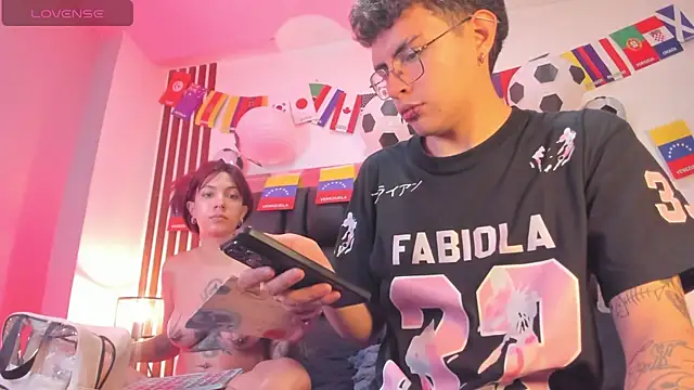 dalhia and hades online show from June 27, 2:56 pm
