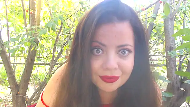 SexyNicolle4u online show from July 21, 4:19 pm